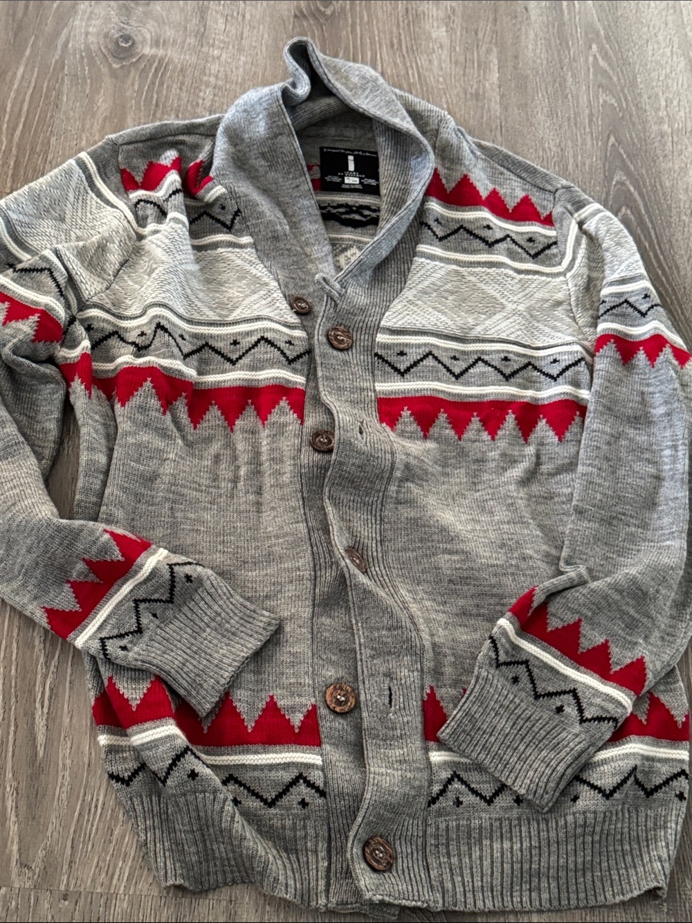 Jeans by Buffalo 🦬 Shawl Collar Men's Sweater Cardigan - Gray with Red Pattern - Picture 3 of 3